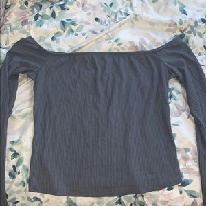 Off the shoulder top, worn once !!!